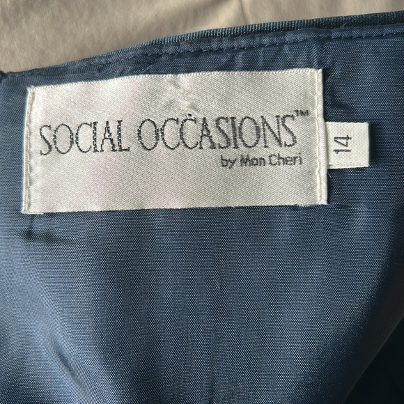 Social Occasions by Mon Cheri Silk Dress and Jacket - Picture 10 of 12